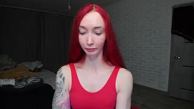 Roxy_Silver webcam