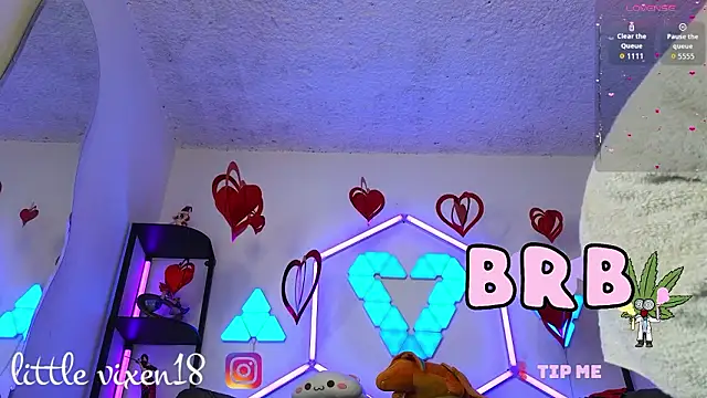 littlevixen18 webcam