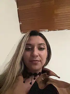 isabella_varella - Isabella_Varella's free webcam - UK Sex Cams