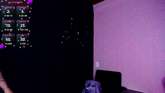 Dominic_Queen1126 webcam