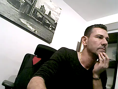 mastercharisma35 webcam