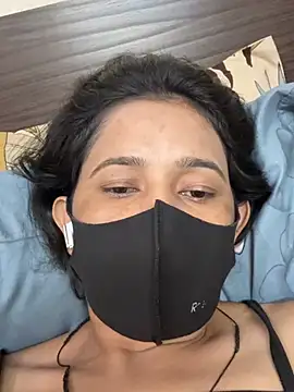 raavigirl - Raavigirl's free webcam - UK Sex Cams