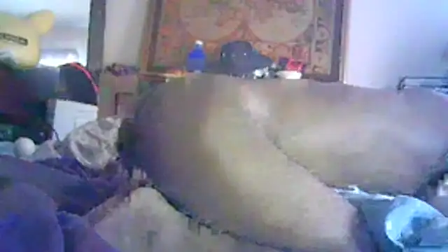 ON3YOULLN3VER_FIR3 webcam