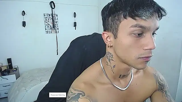 Leonard_Price webcam