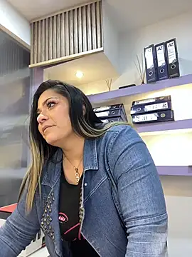 isabella_horney_ webcam