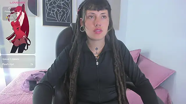 _sharlotte777 webcam