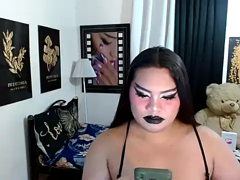 TSbrianaHugeCock webcam