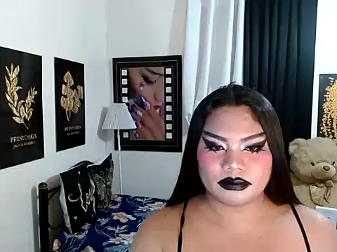 TSbrianaHugeCock webcam