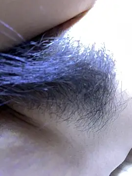 美女iu_uzZ在线直播