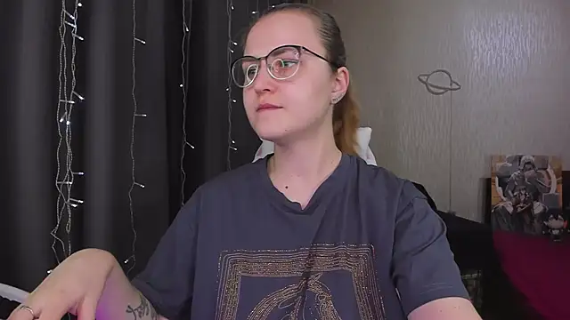 MissBrightShine webcam