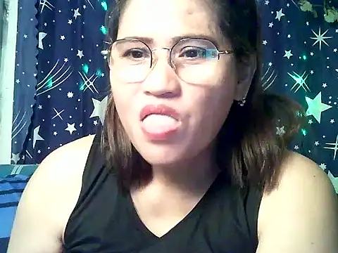 amazing_angel22 - Amazing_Angel22's free webcam - UK Sex Cams