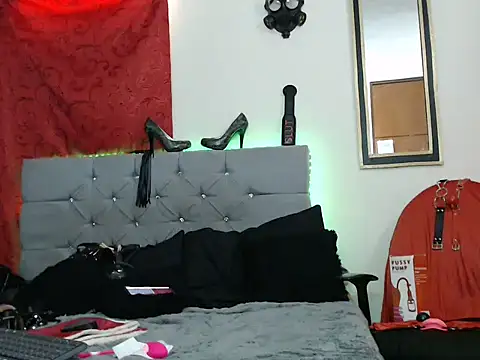 sachaclinford webcam