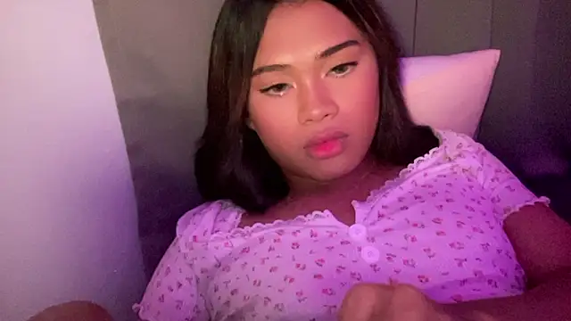 Exotic_alyssa69 webcam