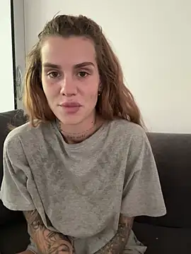 EmiliaCatalina webcam