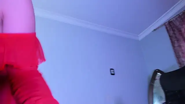 Pamela_Squirtt webcam