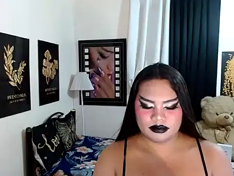 TSbrianaHugeCock webcam
