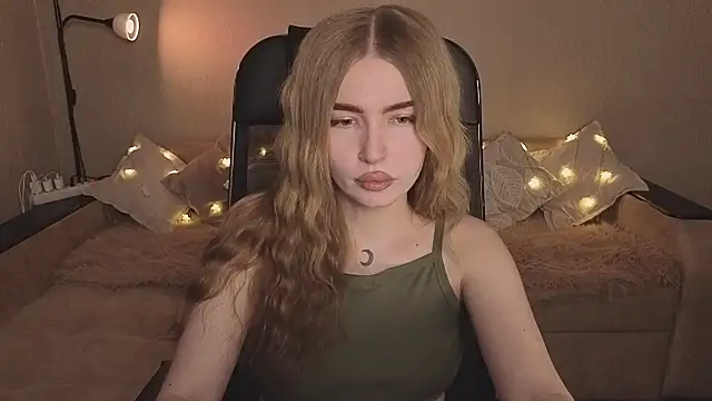 ViolettaLopez webcam