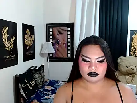 TSbrianaHugeCock webcam