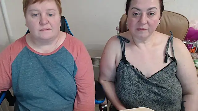 Bertie_Adeline webcam