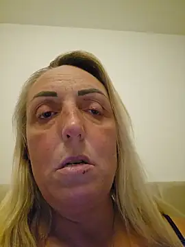 theblondecocklover webcam