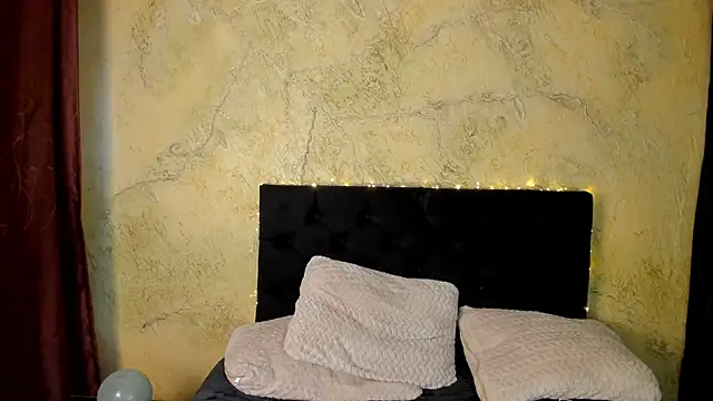 Kitty_Milk_nm webcam