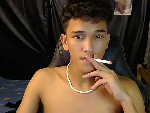 hugekenbigcock webcam