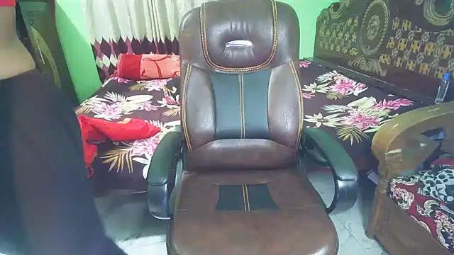 BengaliQueenStar webcam