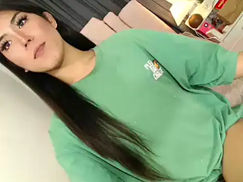 sexygoddess2999 webcam