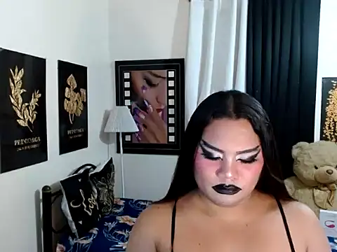 TSbrianaHugeCock webcam