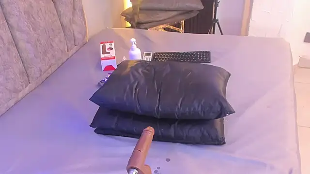 Maddyjohnsonn webcam