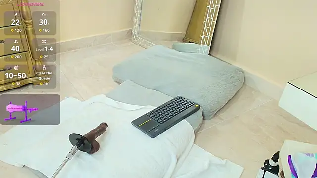 halliestone - HallieStone's free webcam - UK Sex Cams