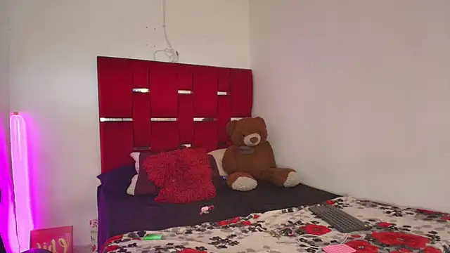 Camila_hot_ts webcam