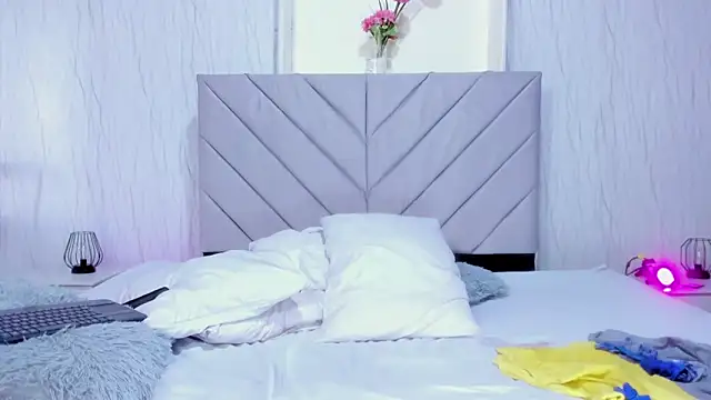 Victoria_Guzman webcam