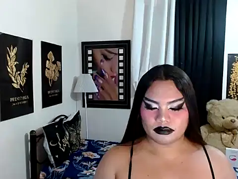 TSbrianaHugeCock webcam