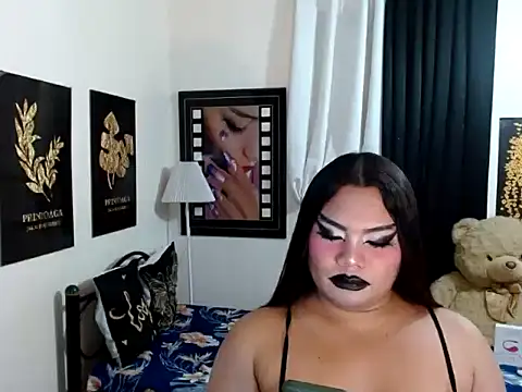 TSbrianaHugeCock webcam