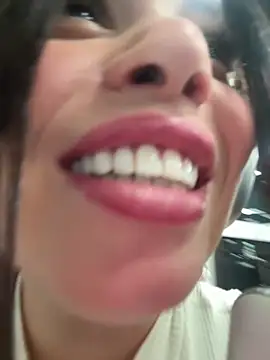 Rafaellaz Live Webcam on Stripchat