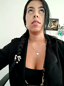 luianna (F young) - TAKE OFF MY BRA AND SUCK MY NIPPLES 😈🤤