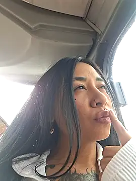 zafiro_glow - Zafiro_glow's free webcam - UK Sex Cams