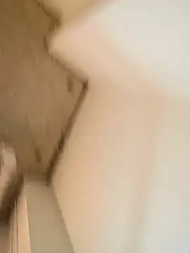 DarkSkinStroker webcam