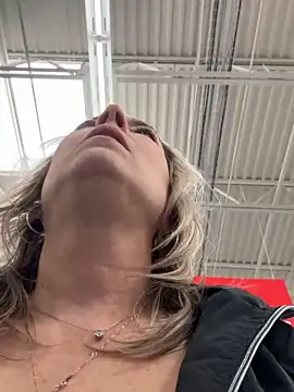 video chat free Cherry-red-xo