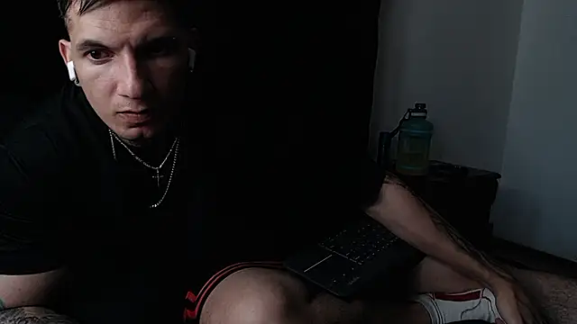 Shane_Clay webcam