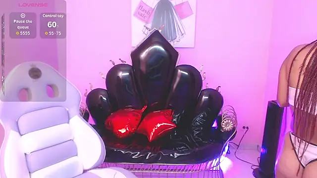 Choloeadams_xxx webcam