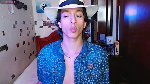 DannyPhantom555 webcam