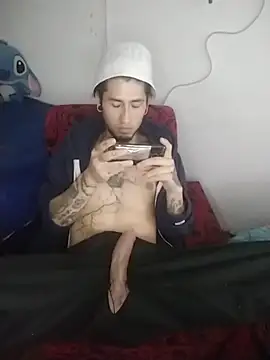 Tattoboy19cm webcam