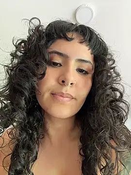 SugarTroubl33 webcam