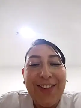 Valeria_montana_ webcam