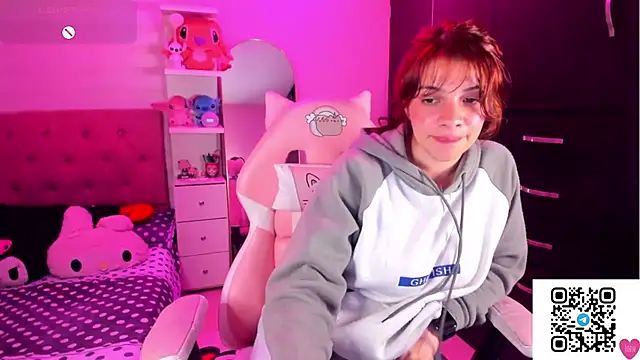 Vannessa__Shy webcam