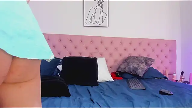 CarolinaGlamour webcam