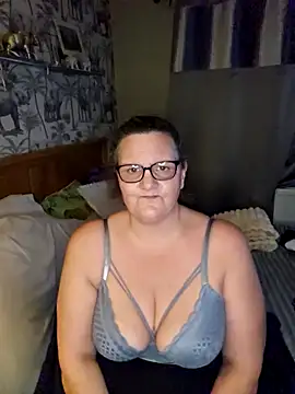 MissQueenBeex webcam