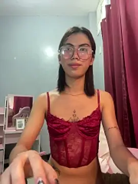 Ur_Slutty_Bitch webcam